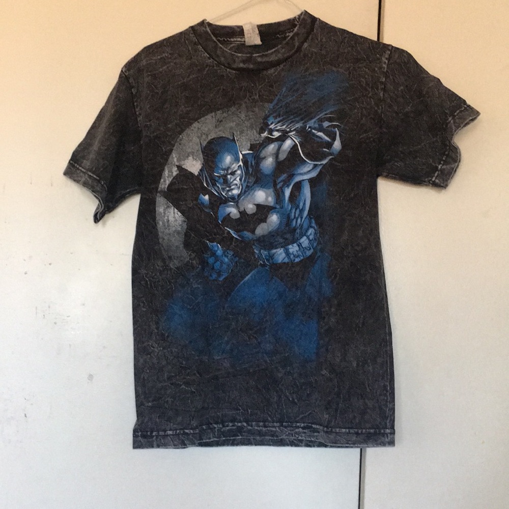 Reversible Batman / Cat-woman T-shirt